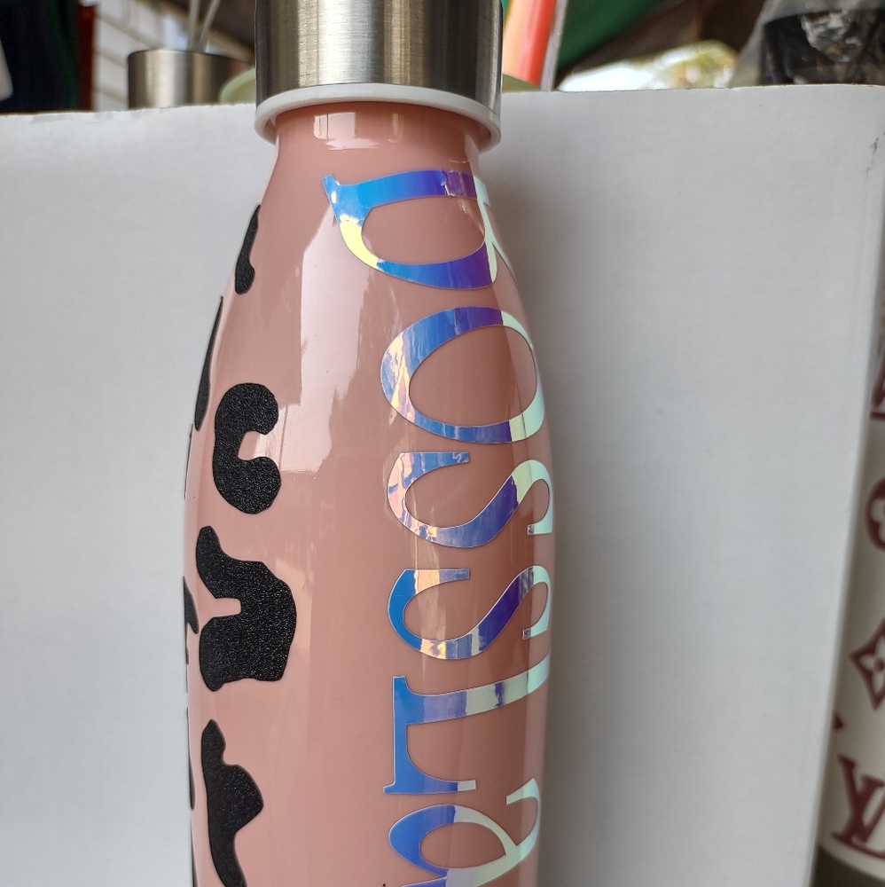 22oz water bottle